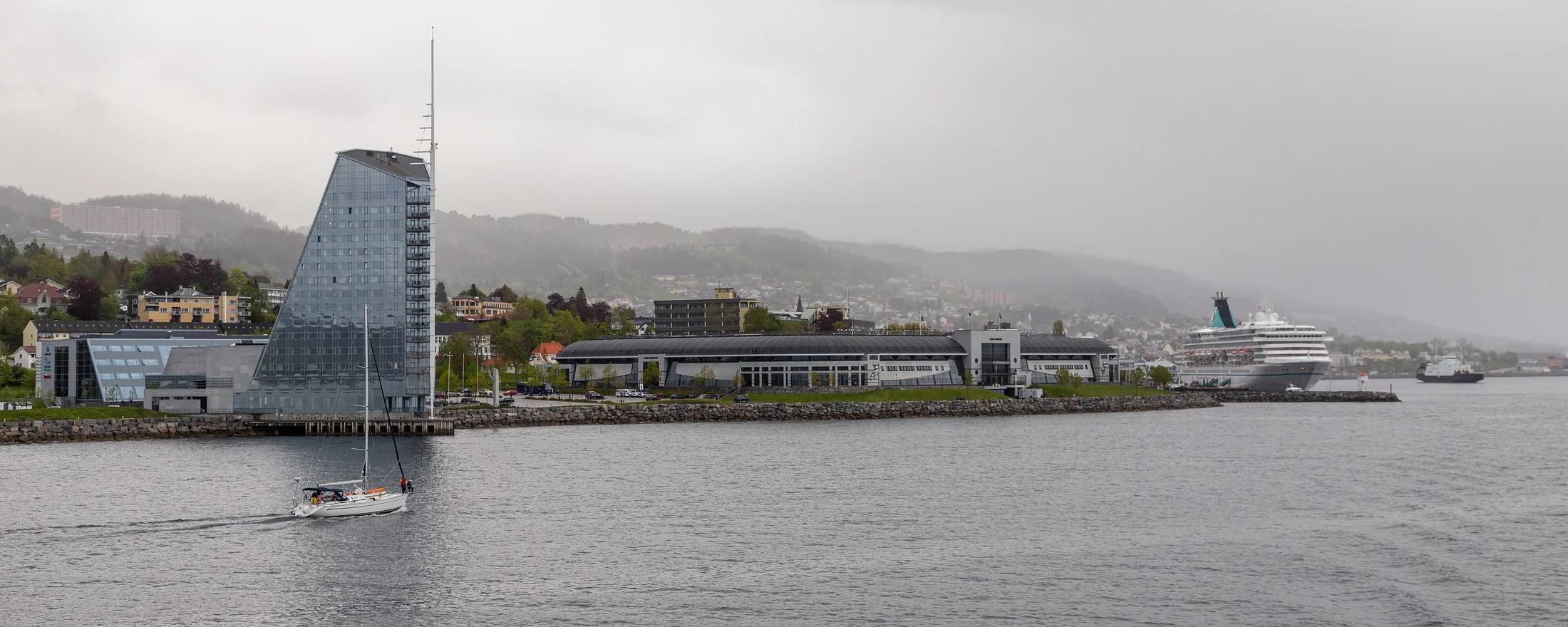 Scandic Seilet og Aker Stadion
